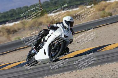 media/Oct-17-2024-Racers Edge (Thu) [[f51934c085]]/B Group/Session 4 (Turn 16)/